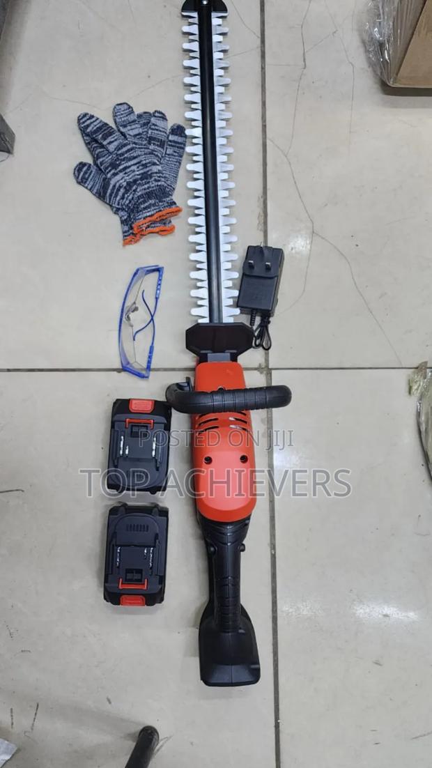 Cordless Hedge Trimmer