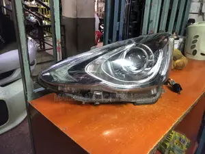 Toyota Aqua 2015 Xenon Headlight