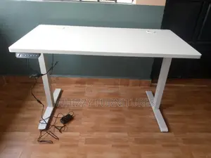 Standing Work Station /Electric Working Station