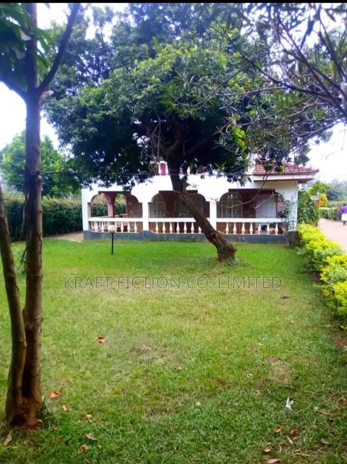 5bdrm Maisonette in Thome for sale