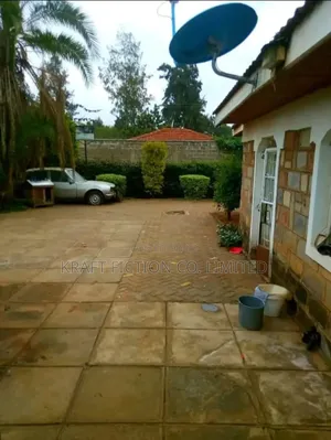 5bdrm Maisonette in Thome for sale