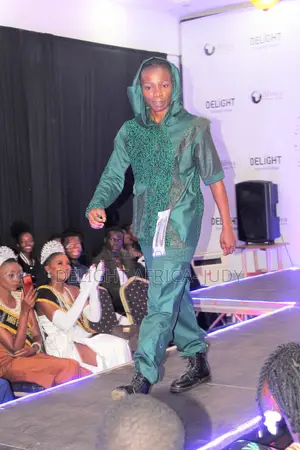 Tailoring, Fashion Classes in French Language Sewing College