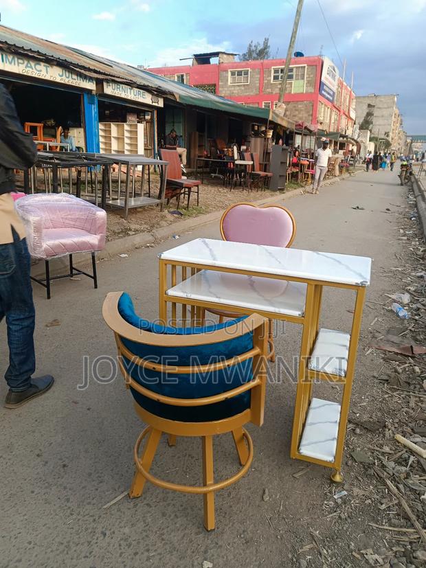 Manicure Set, Latest Design With Marble Table - main view