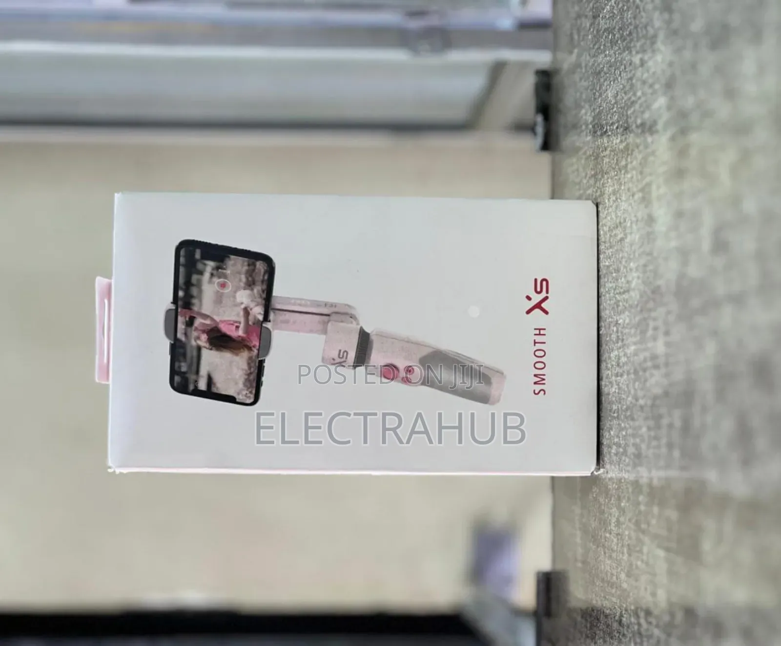 Smooth Xs Gimbal New Sealed in a Shop