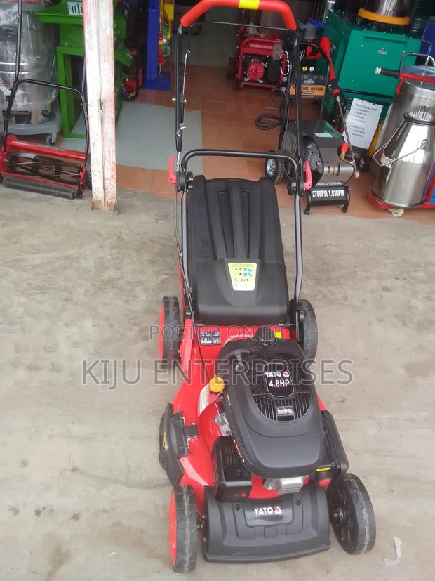 Lawnmower Yato Brand Petrol - thumbnail 3