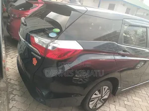 Honda Fit Shuttle 2018 Purple