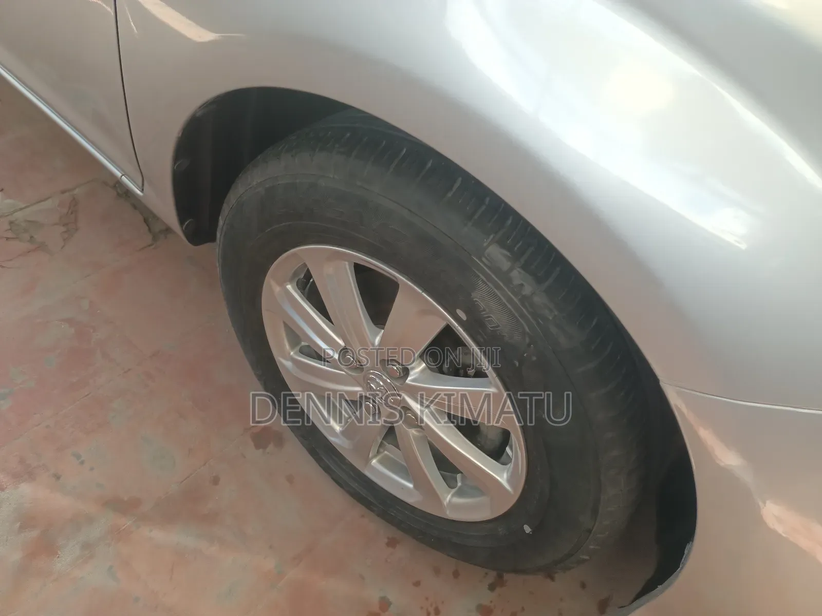Toyota Axio 2018 Silver