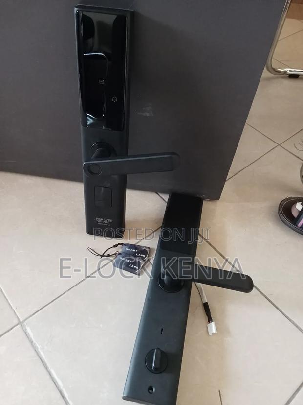 Remote Controlled Smart Lock - main view