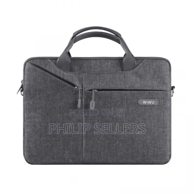 Water Resistant Traveller Sleeve With Pockets and Handle
