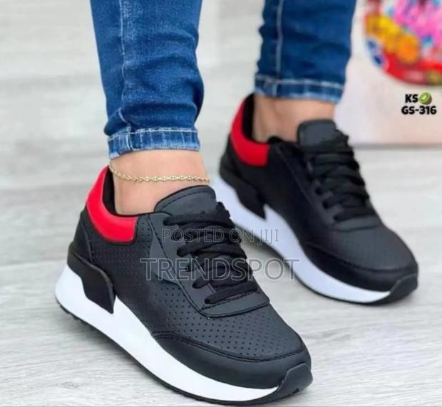 **Tommy Hilfiger Sneakers**LADIES EDITION* *Ksh 2000* - thumbnail 2