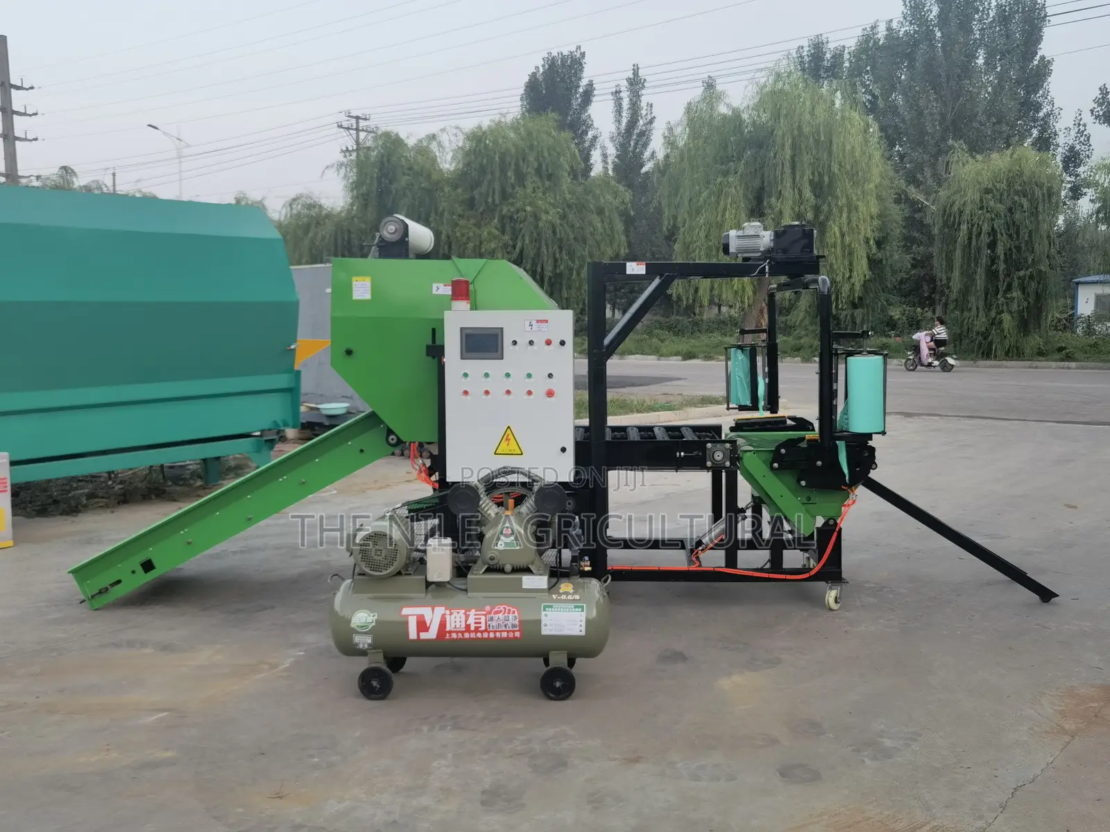 Round Straw Mini Hay Baler Alfafa Silage Baler Machine