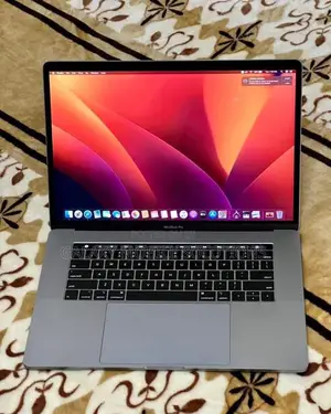 Laptop Apple MacBook Pro 2018 16GB Intel Core i7 SSD 512GB