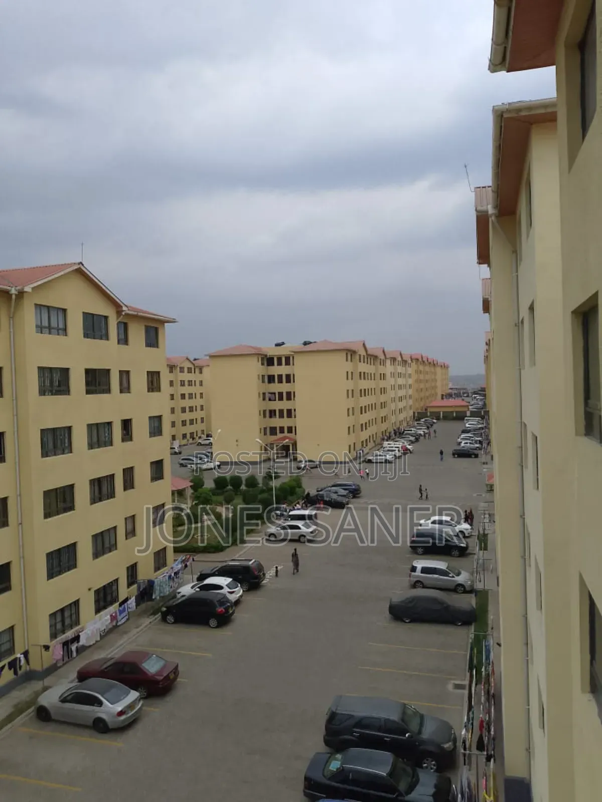 Furnished 3bdrm Apartment in Greatwall Estate for sale