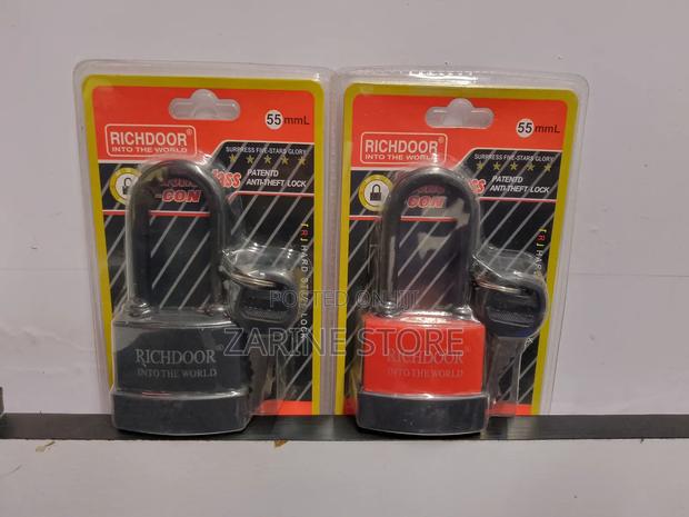 Anti Theft Padlock With Three Keys