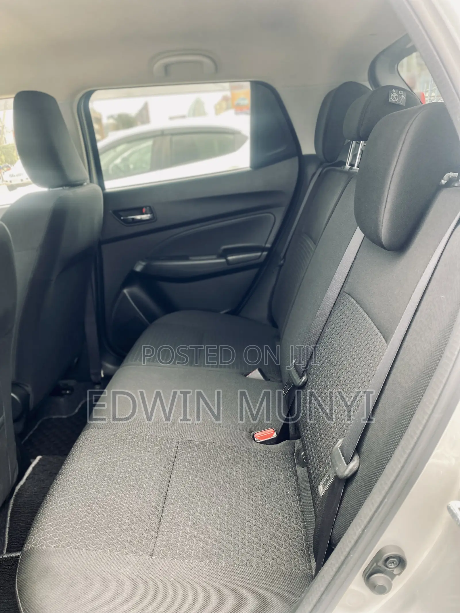 Suzuki Swift 2018 Silver