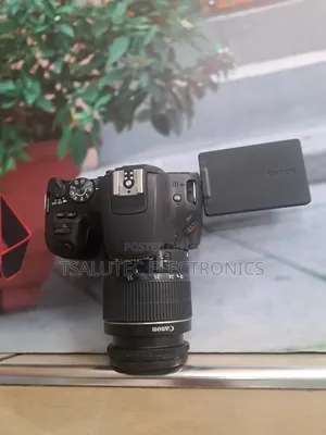 CANON DSLR 200D