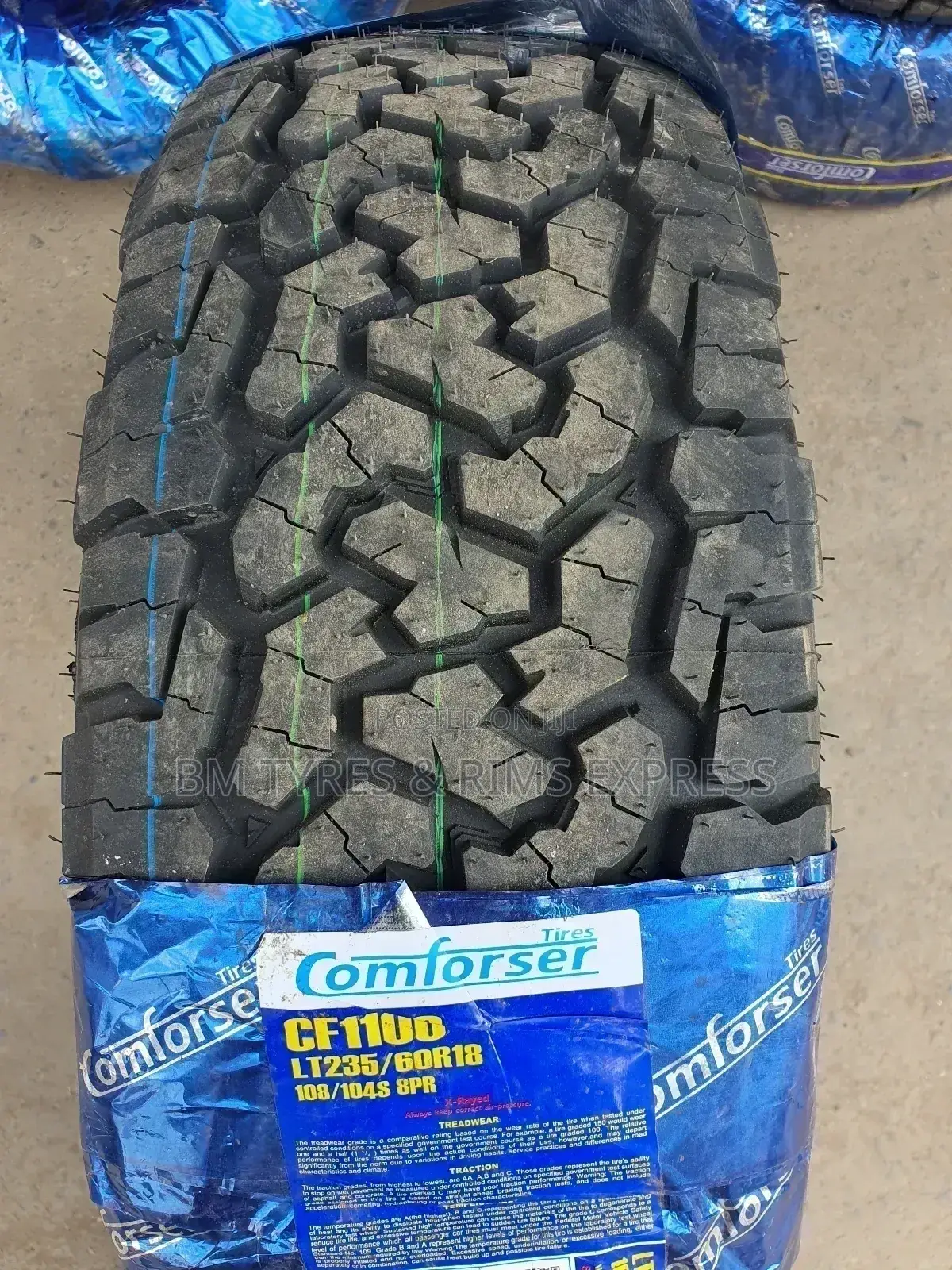 235 /60r18 Comforser a/T.