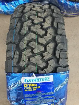 235 /60r18 Comforser a/T.