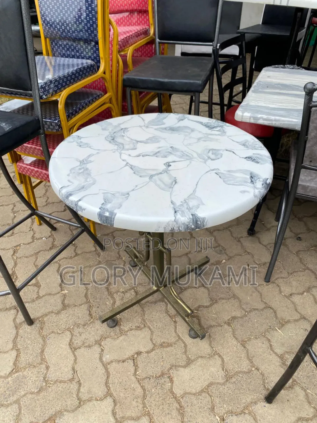 Restaurants and Bar Table