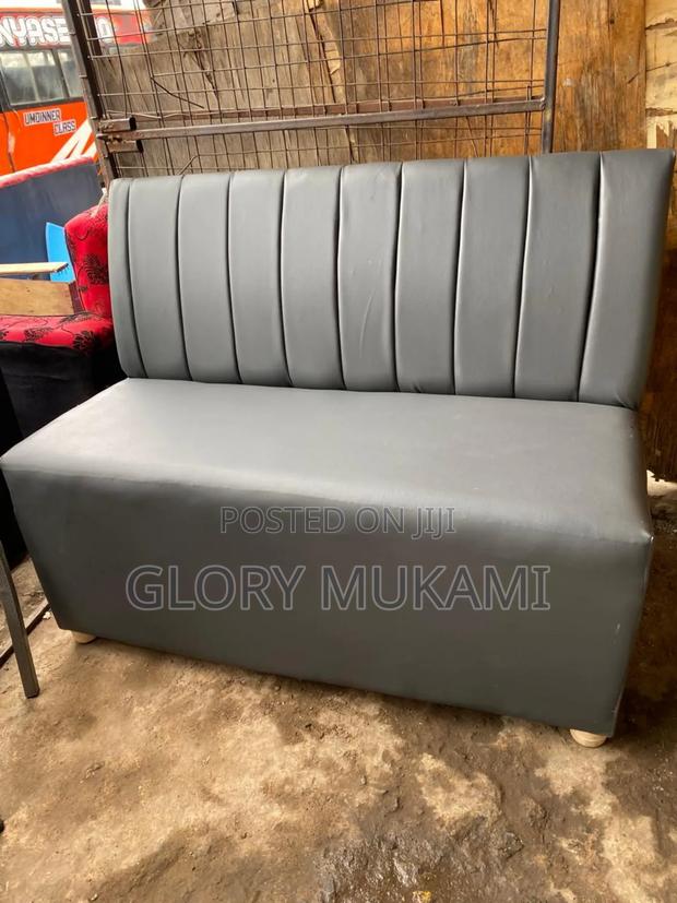 Restaurants and Bar Couches - thumbnail 4