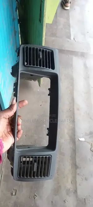 Radio Hazard Face/Phase/Fascia Toyota Corolla NZE 2001 Sedan