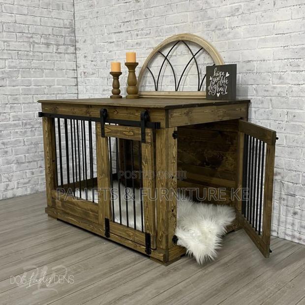 Puppy House/Rustic Kennel - main view
