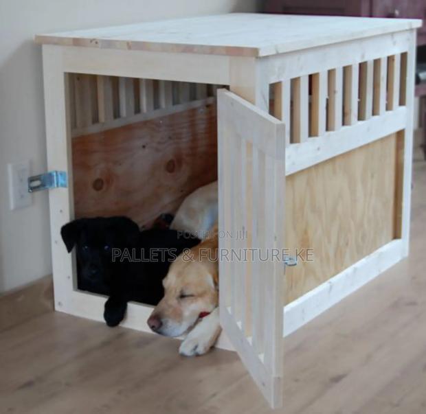 Kennel / House/ Perch - main view