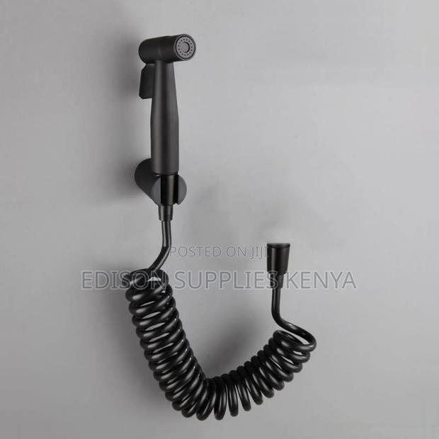 Black Shattaf Arabic Shower Bidet Nozzle Wt Spiral Flex Pipe - thumbnail 2