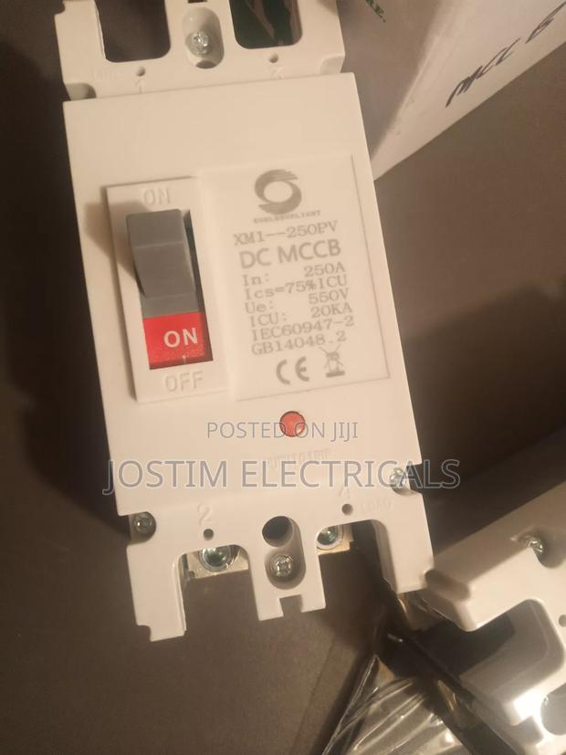 Solar DC McCb Circuit Breaker 250A - main view