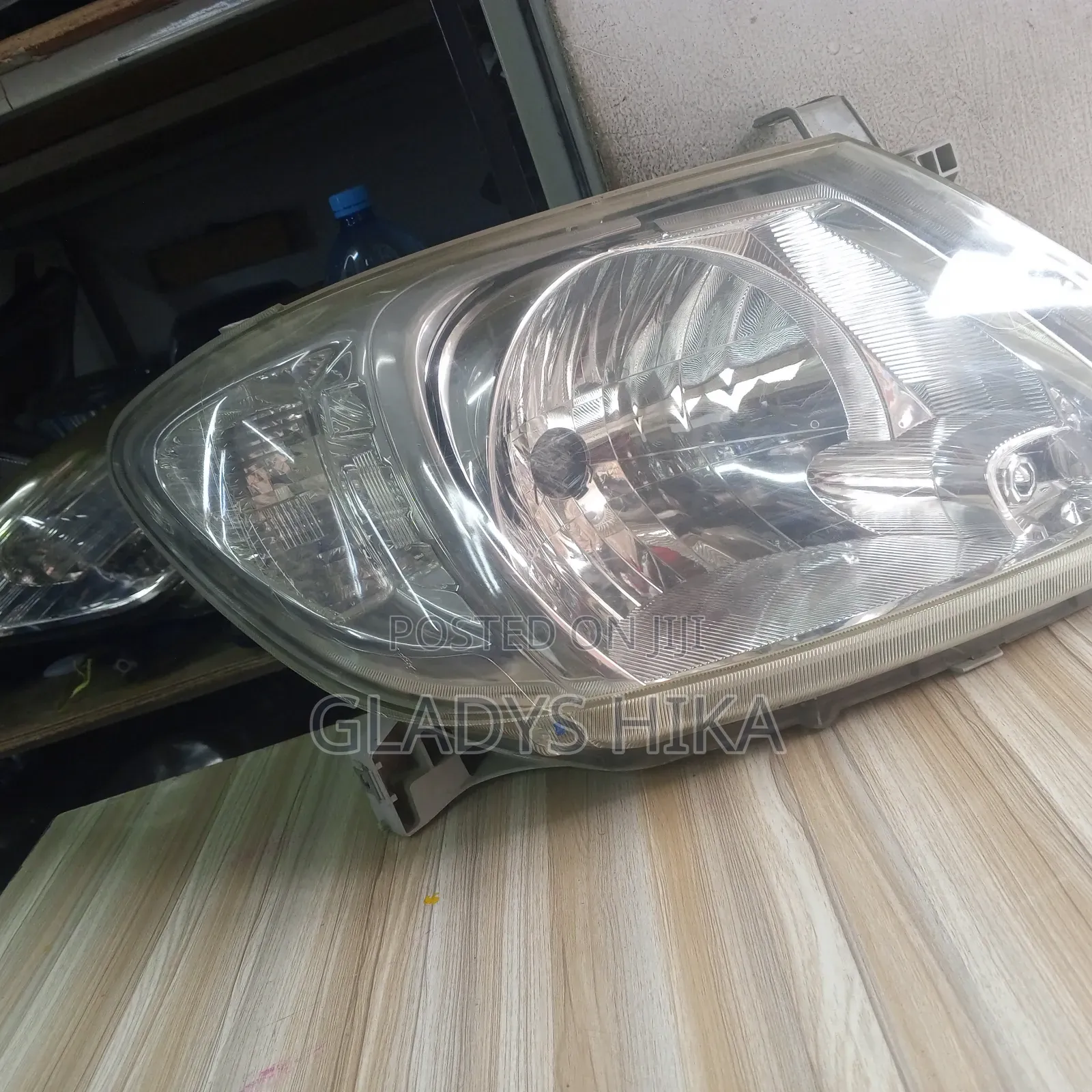 Ex Japan Headlight for Hillux Vigo on Sale