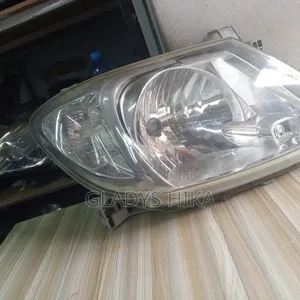 Ex Japan Headlight for Hillux Vigo on Sale