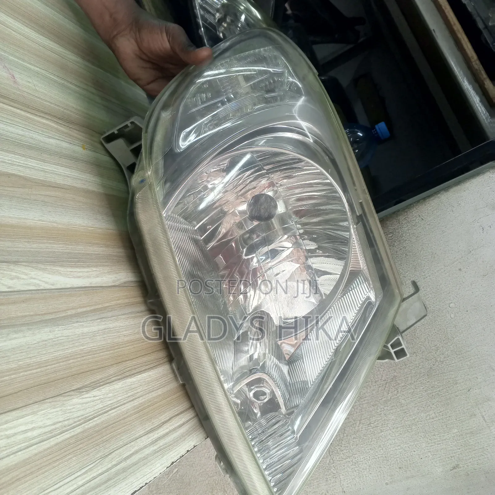 Ex Japan Headlight for Hillux Vigo on Sale