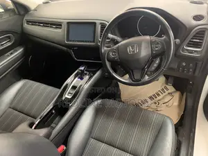 Honda Vezel 1.5 Hybrid 2WD 2017 White