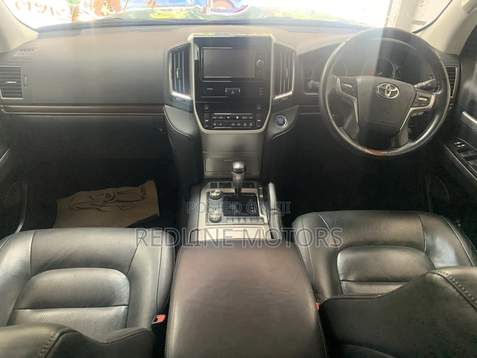 Toyota Land Cruiser 4.6 V8 ZX 2017 Matt Black