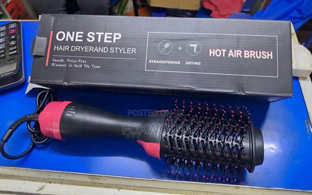 Electric Hair Straightener Brush - thumbnail 4