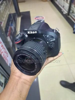Nikon D5200 With Kit Lense 18-55mm