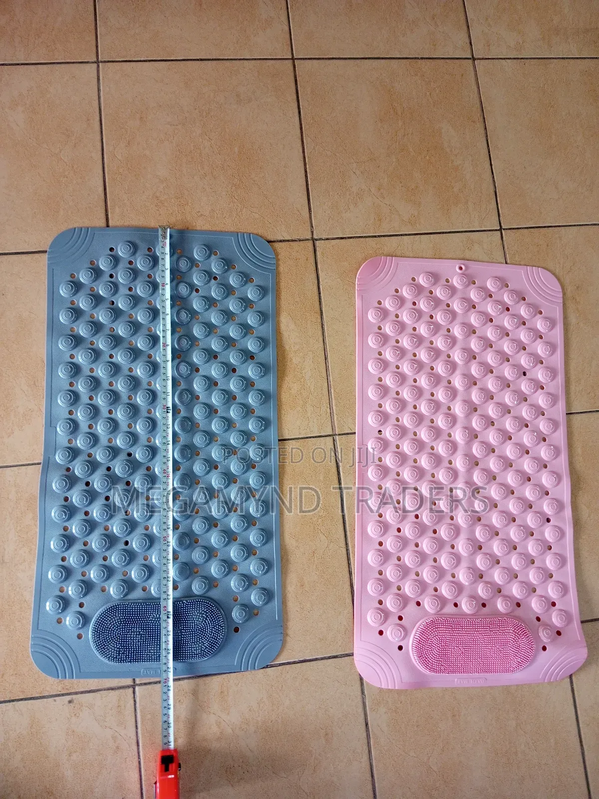 Non Slip Bath Mat / Shower Mat Size 70 Cm *36 Cm