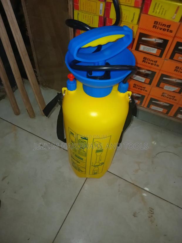 Chemical Pressure Sprayer 8ltrs - thumbnail 3