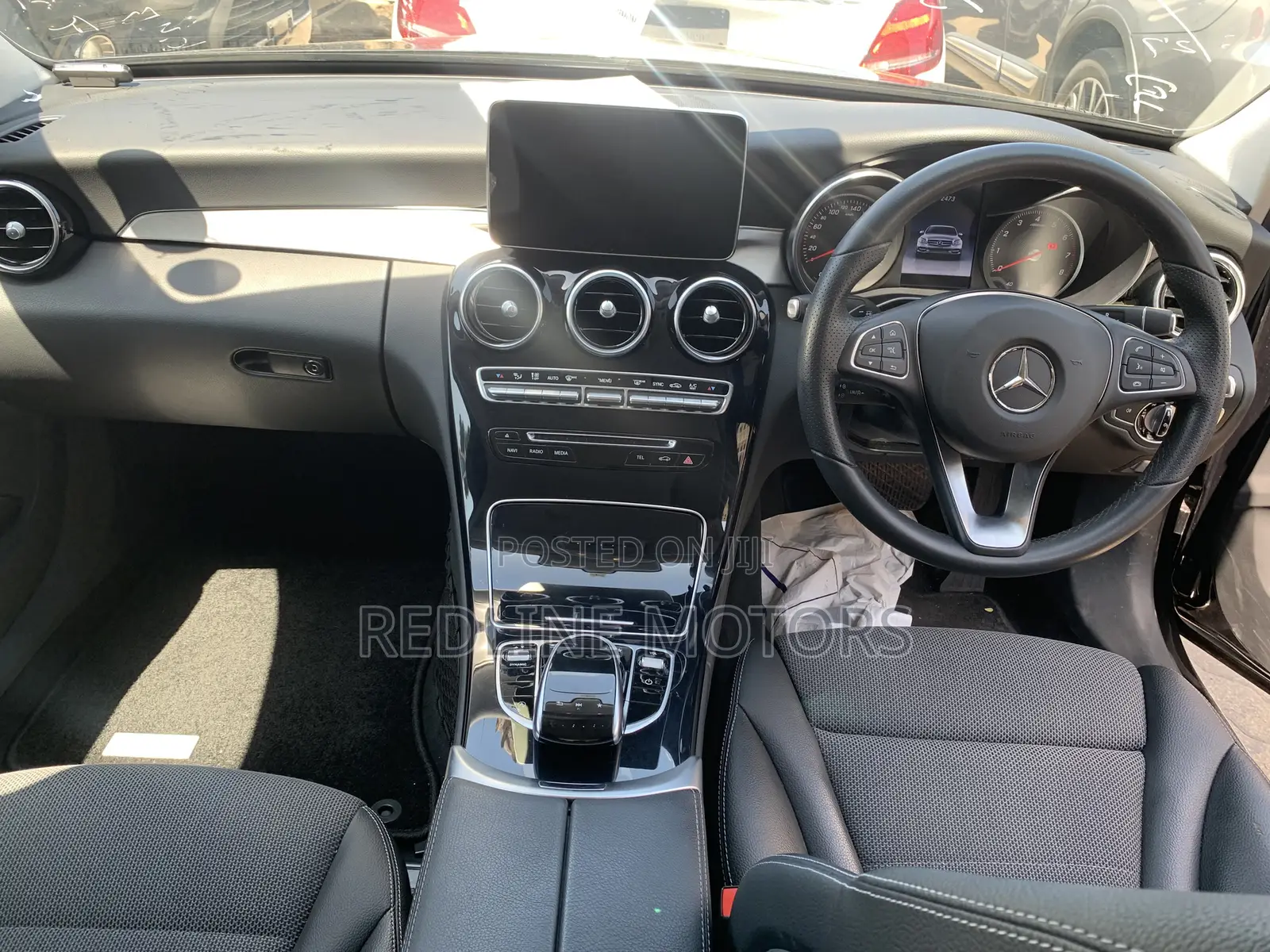 Mercedes-Benz C180 2017 Black