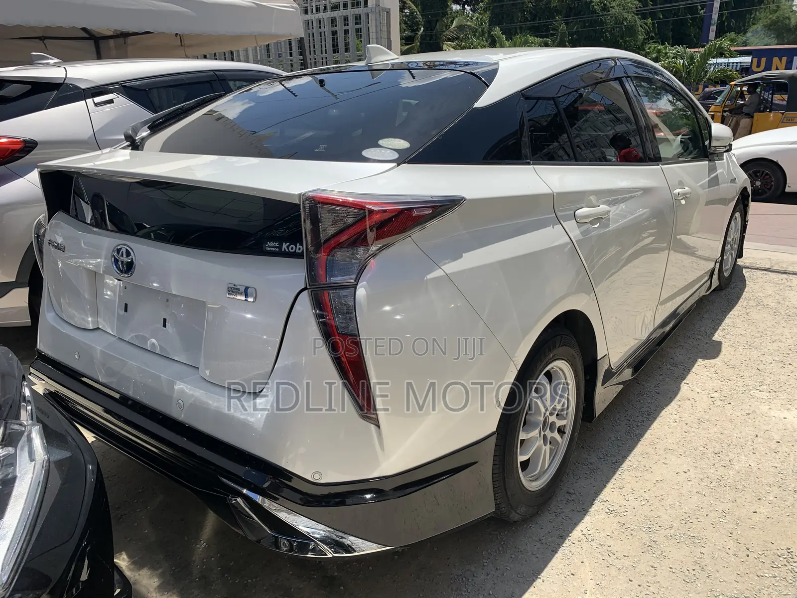 Toyota Prius Two Eco 2017 White