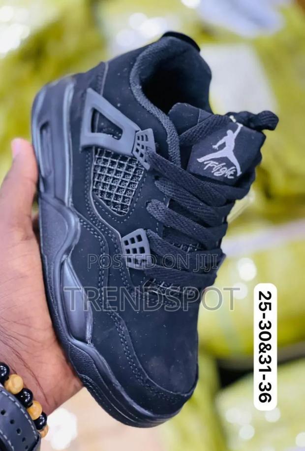 Kids Jordan 4 Black - thumbnail 2