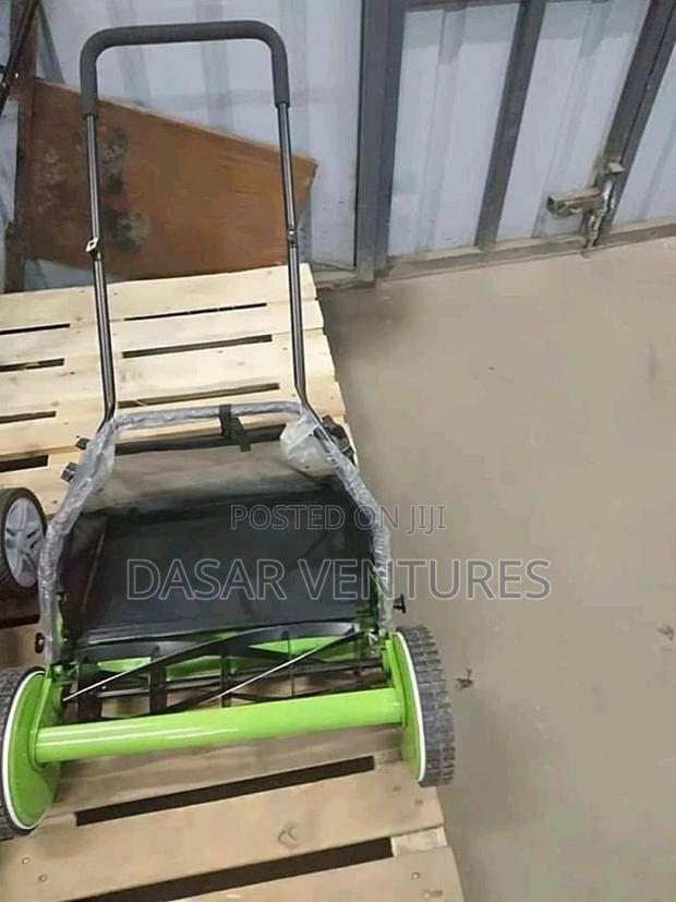 Manual Lawn Mower 18" - main view