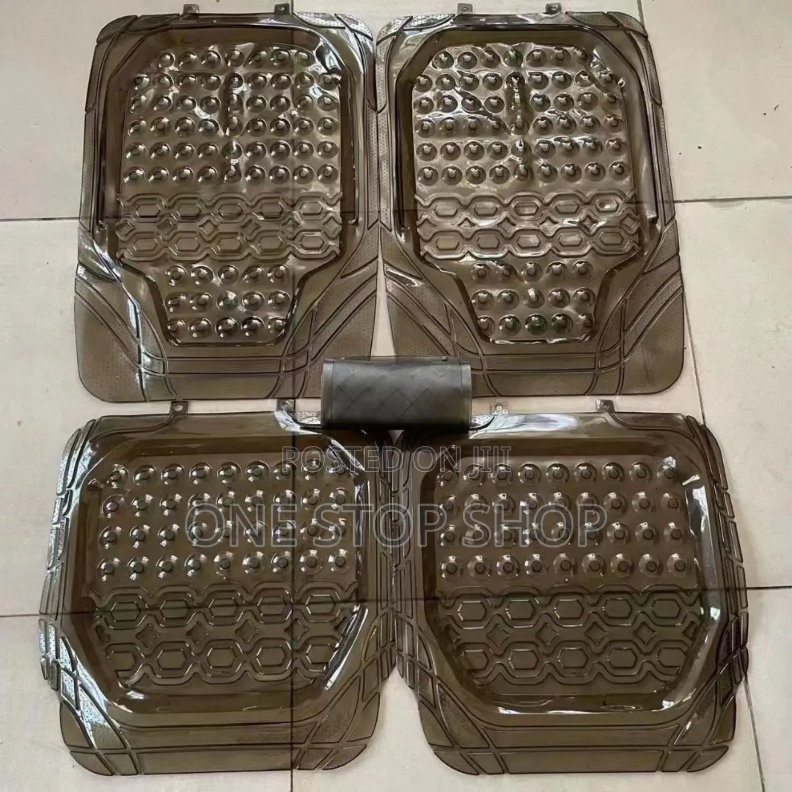 5pc Clear Black Plastic Mats