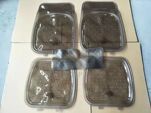 5pc Clear Black Plastic Mats