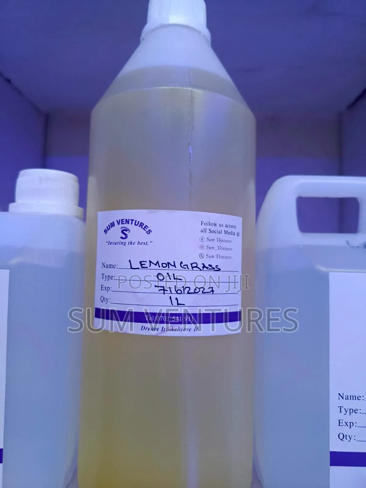 Lemongrass Oil