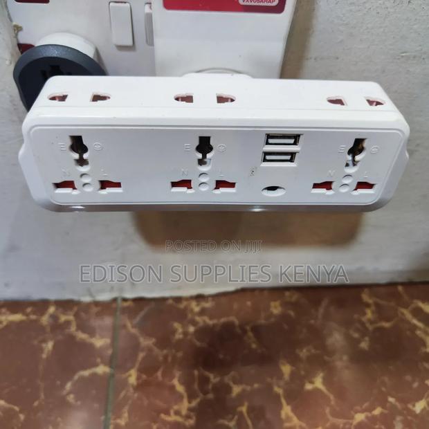 Universal Multiplug Wall Socket Travel Adaptor USB Extension
