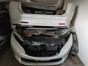 Harrier 2015/2016/2017/2018 Rear/Back Bumper With Skirting