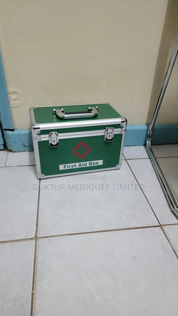 Green First Aid Box - thumbnail 2