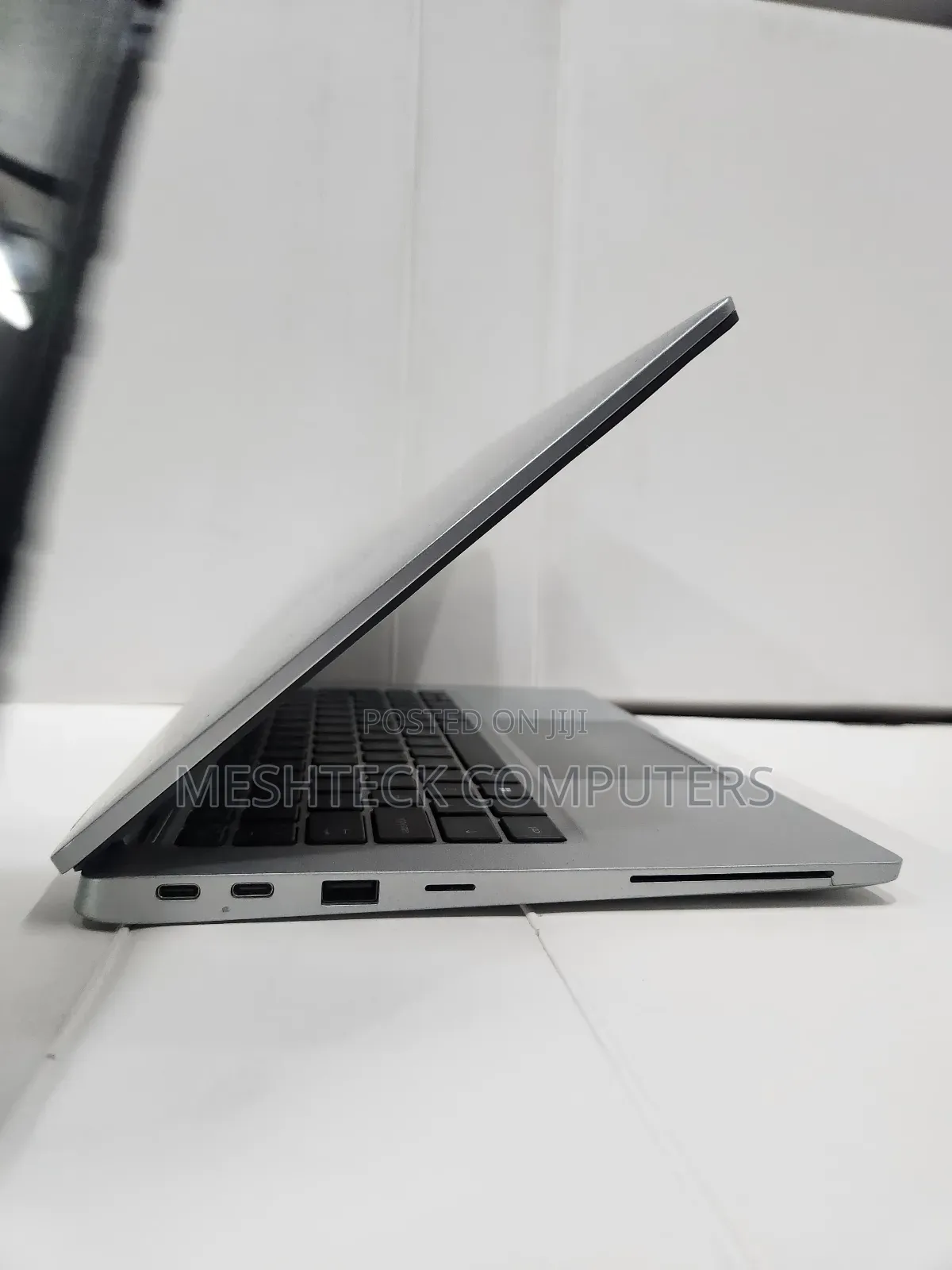 Laptop Dell Latitude 5320 16GB Intel Core I7 SSD 512GB