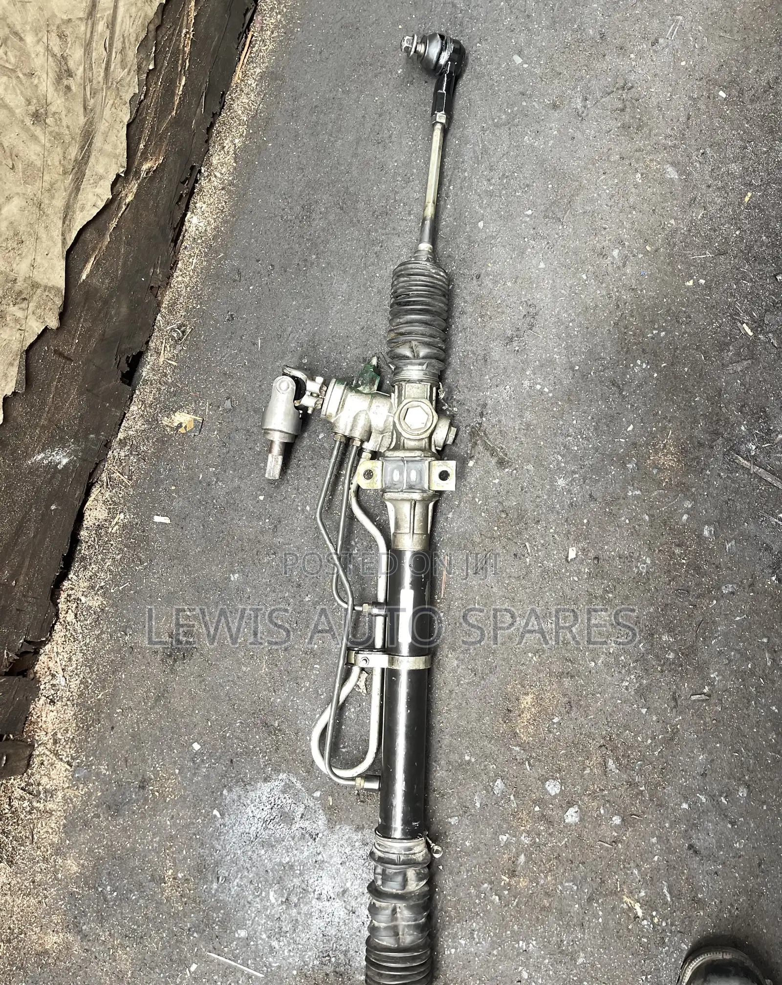 Mazda Demio Verisa (Old Shape) Stearing Rack